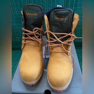 Timberland Men's Brown Classic Boots